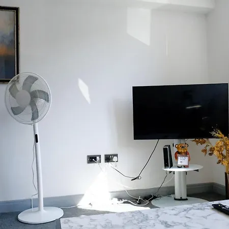 Apartment 1 Bed With Car Park Cosy Centre